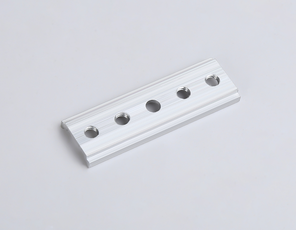 GL3618 AL алюминий соединитель для накладного шинопровода Magnetic 100*22*1.5 (2шт.)