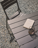 Складной уличный стол Torreta из алюминия с черной отделкой 70 x 70 см