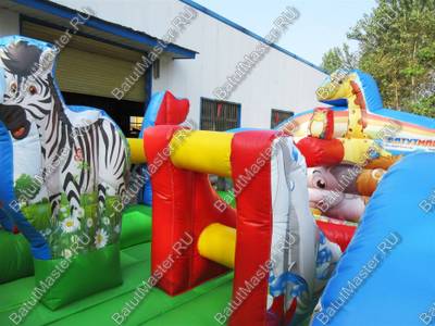 Коммерческий надувной батут "Царство зверей", размер 5*5*3,3 м
