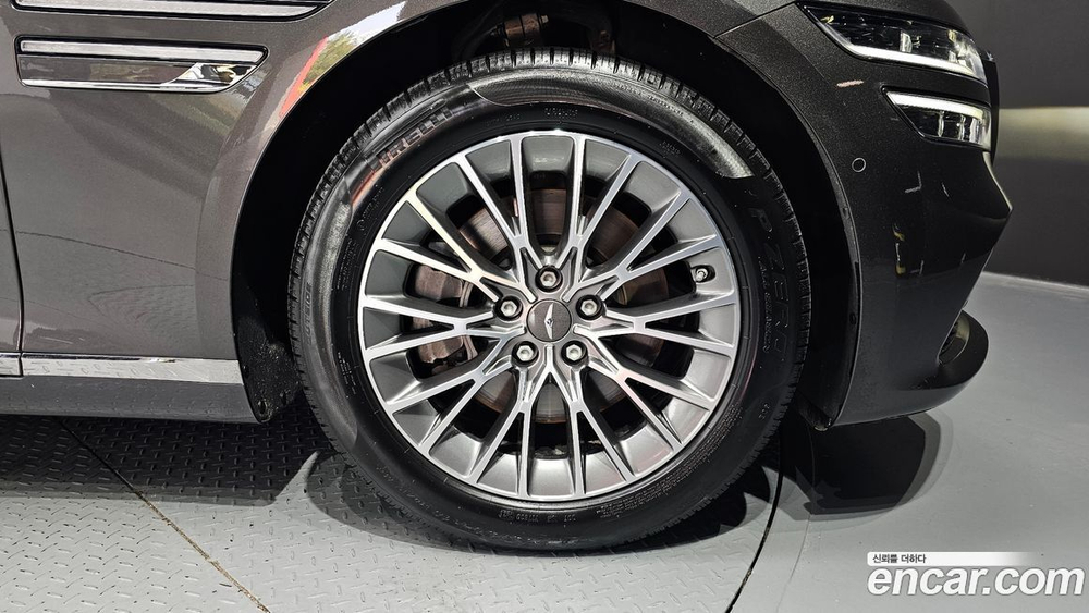 Genesis G80 (RG3) Бензин 2.5 Turbo 2WD (10.2021)