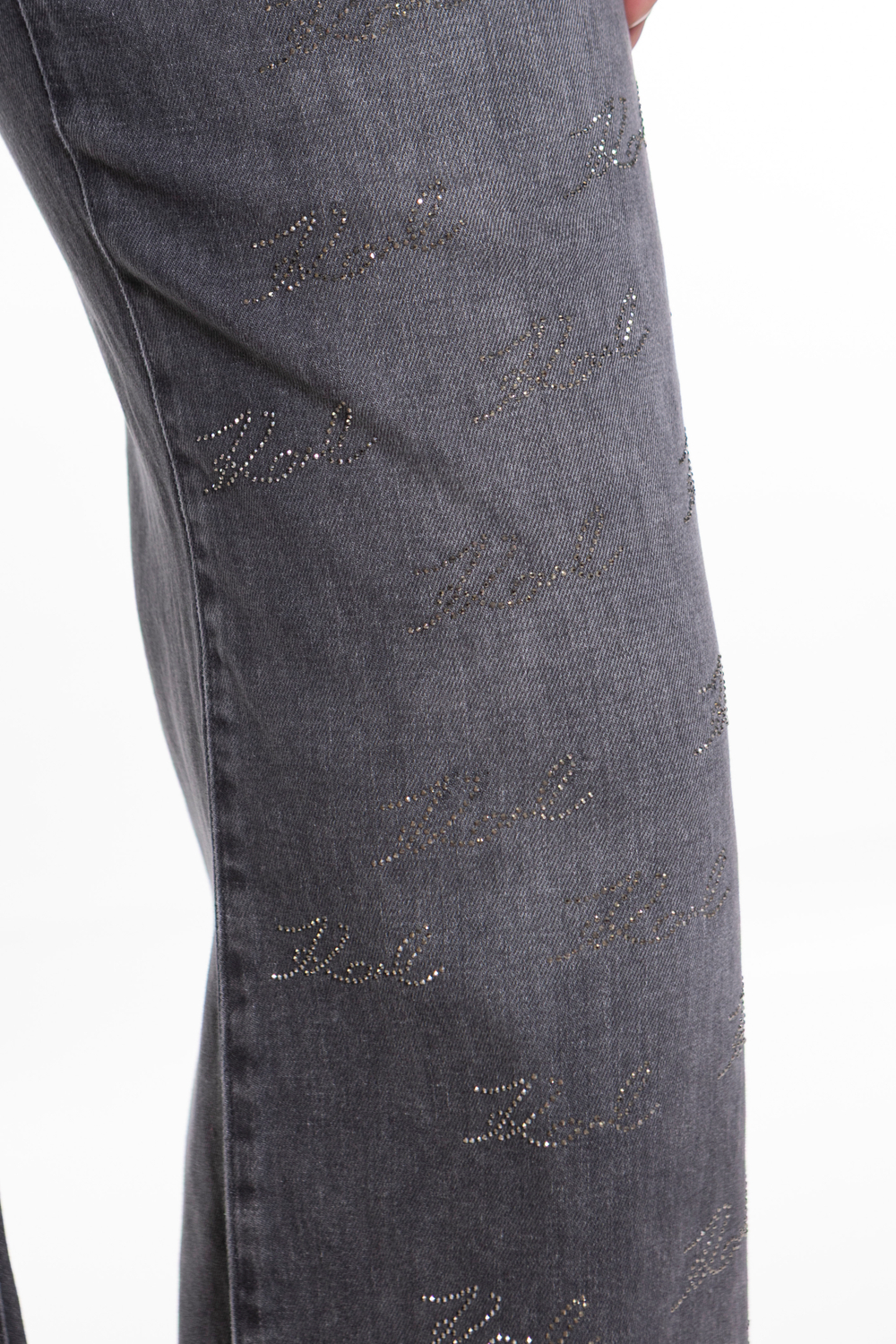 ДЖИНСЫ СО СТРАЗАМИ