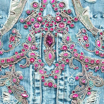 Деним и стразы