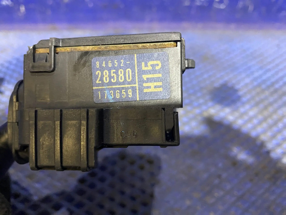 Переключатель подрулевой TOYOTA LITEACE 1999