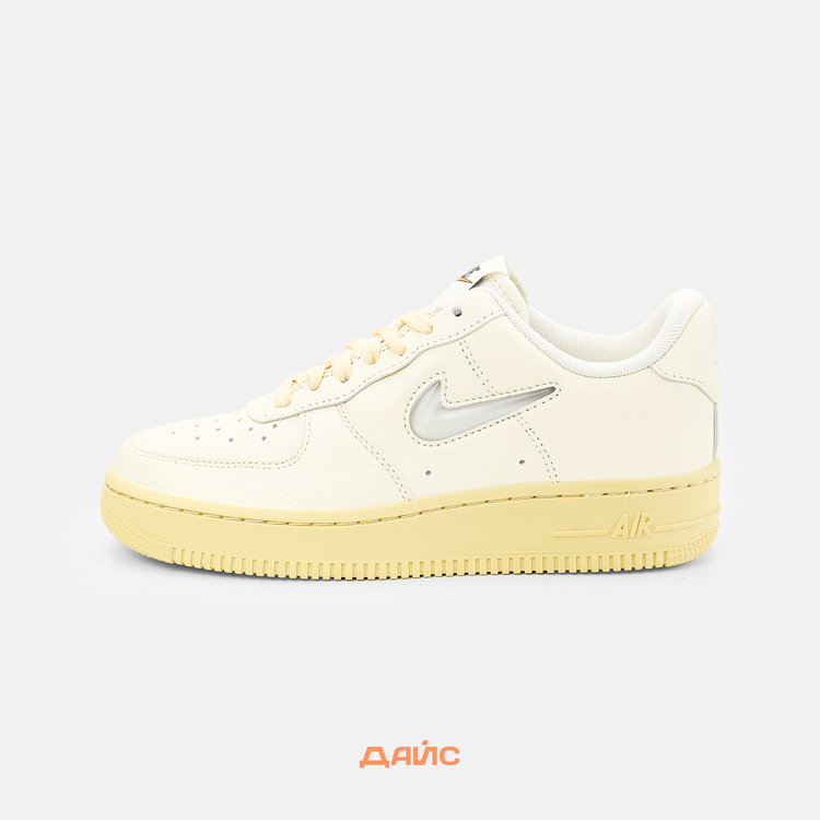 Кроссовки женские Nike Air Force 1 Low '07 LX 