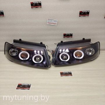 Передние фары VW Passat B5 angel eyes black