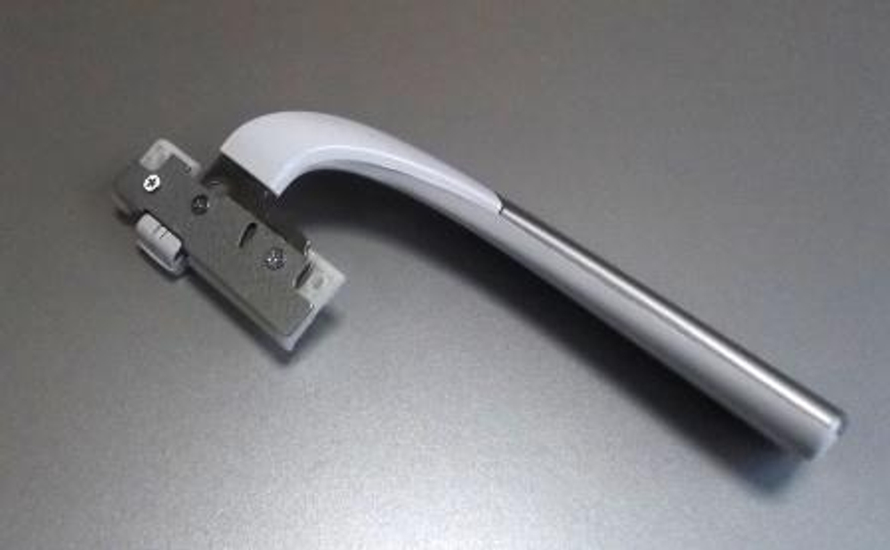 Дверная ручка холодильника Беко, отжимная 4328000700