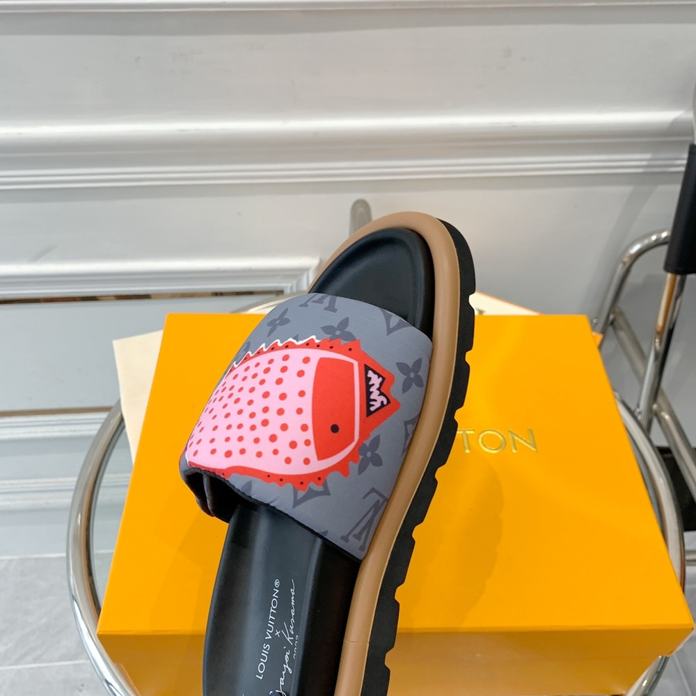 Louis Vuitton Pool Pillow Flat Comfort Mule
