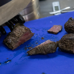 Доска разделочная 350х260х8 мм синяя пластик