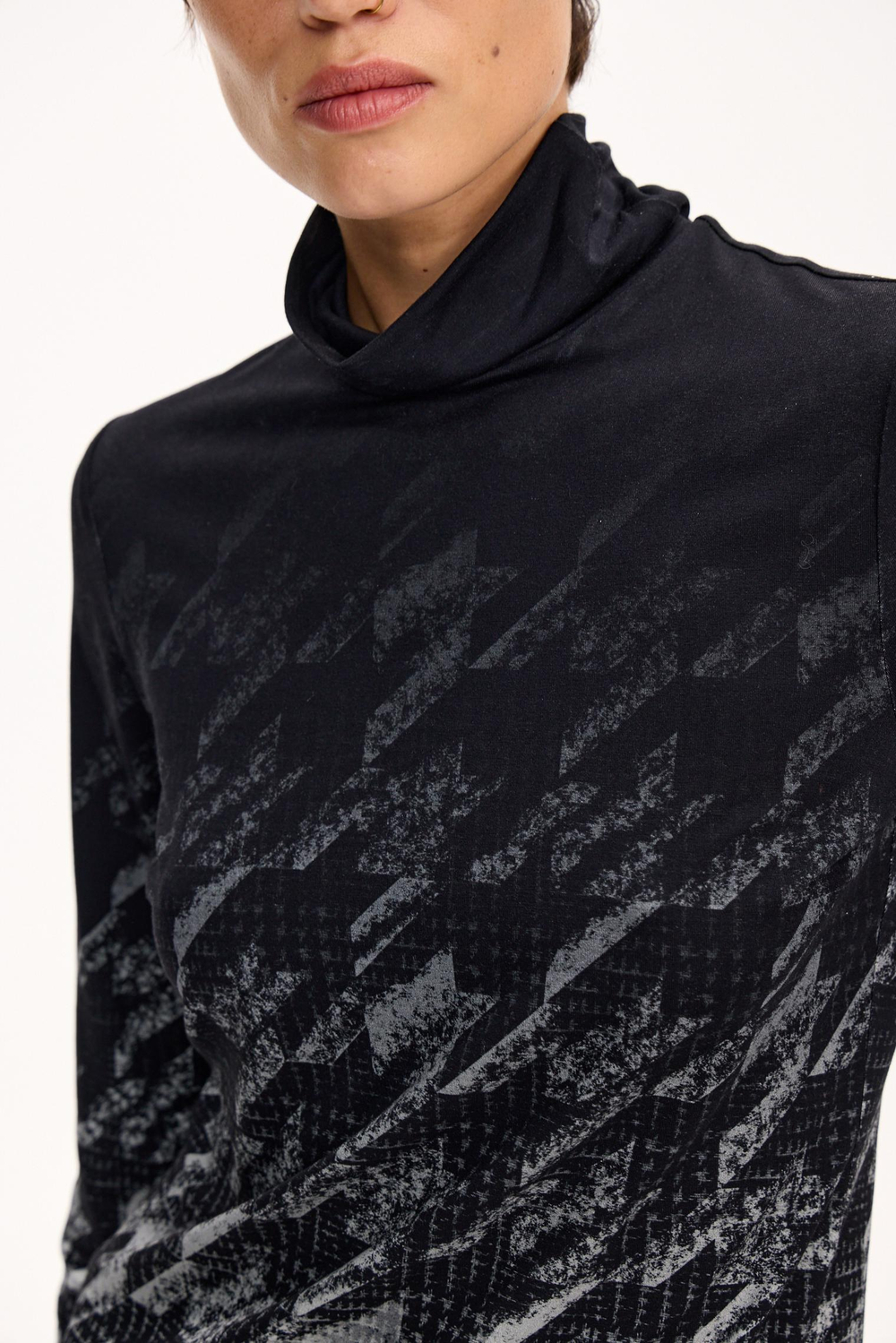 Водолазка 3125-030-05 First in Space