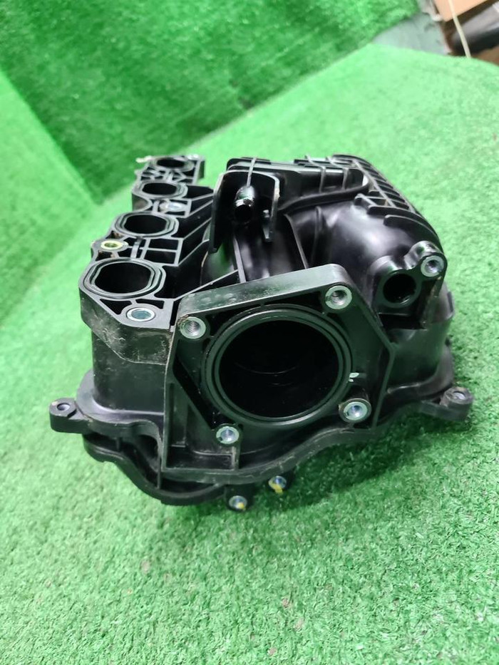 Впускной коллектор Hyundai Solaris 1 (2010-2017)