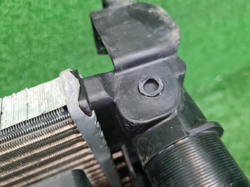 Радиатор охлаждения Renault Logan 2 (2014-2022)