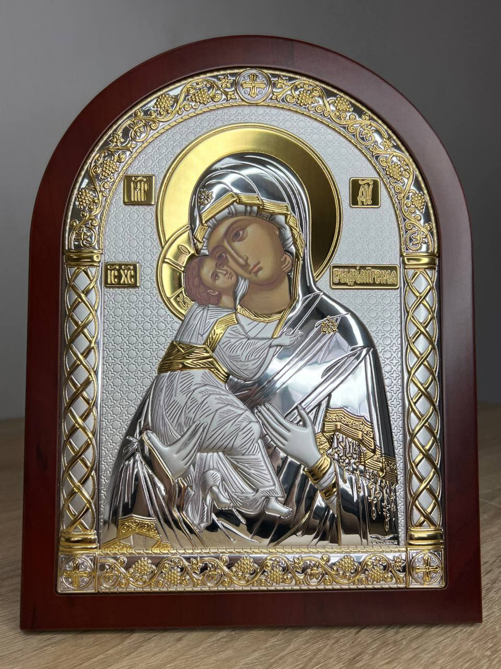 Владимирская БМ, икона арочная, красное дерево 150х200