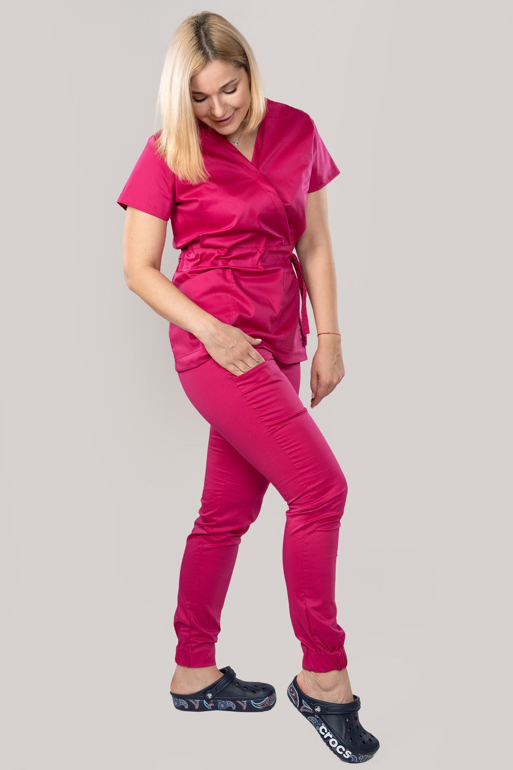Костюм медицинский женский 386 МАЛИНОВЫЙ