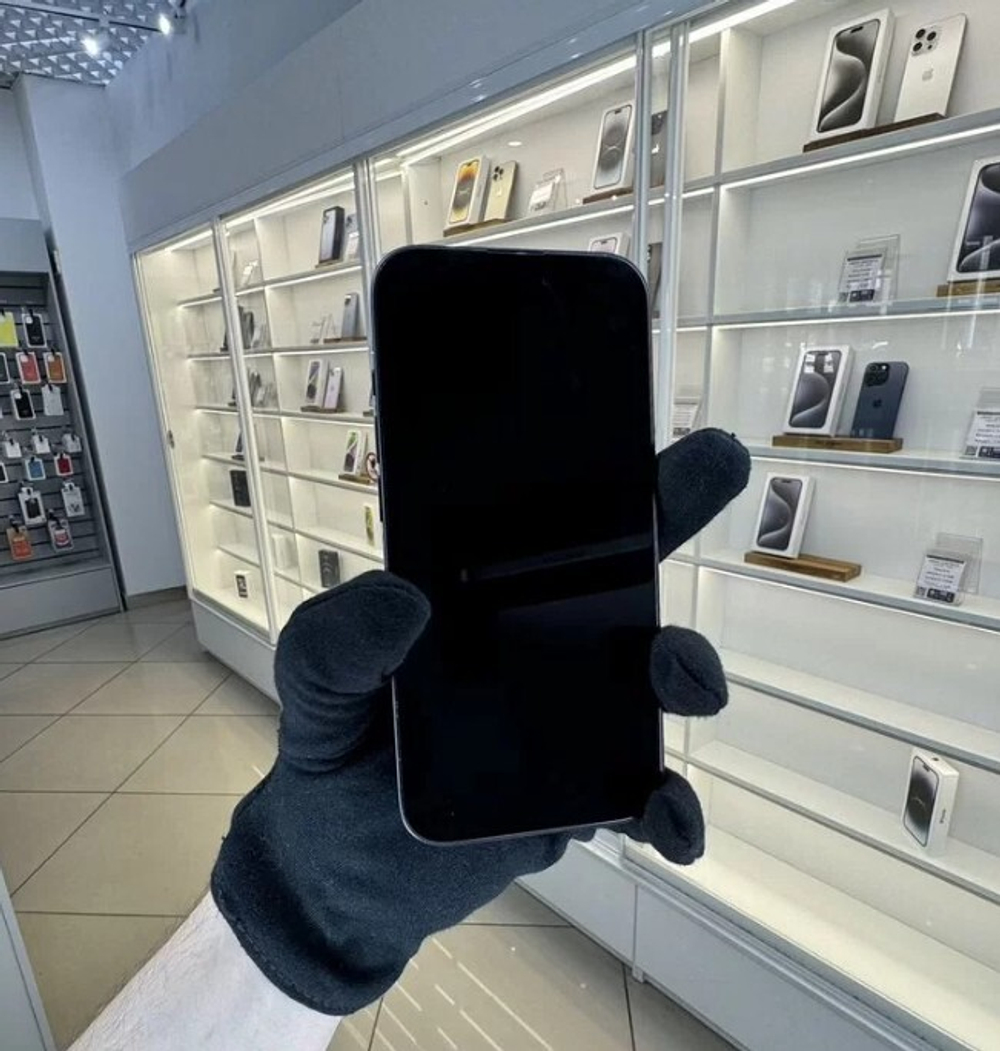 iPhone 15 Pro, 256 ГБ б/у