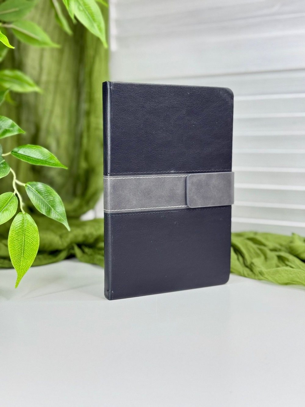 Блокнот А5 линейка 120л на магните чёрный (0586-1)