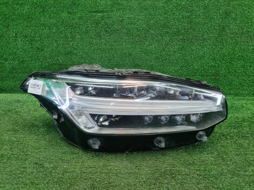 Битая Фара правая Volvo XC90 2 (2014-2019) LED