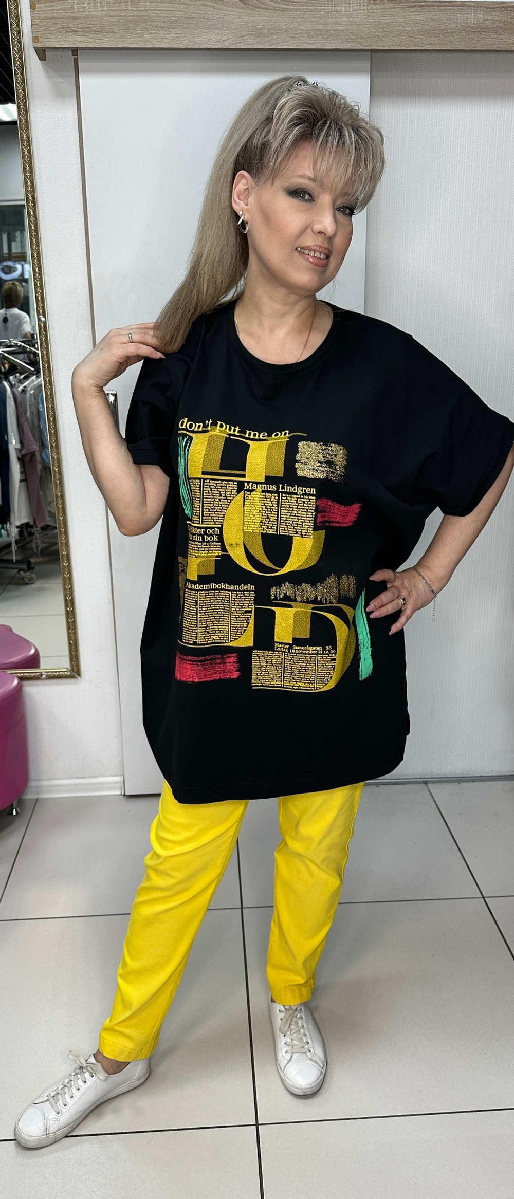 Коттоновая туника-футболка с оригинальным "газетным" принтом