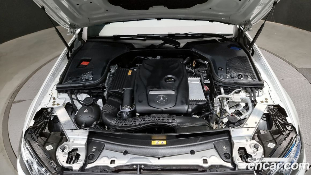 Mercedes-Benz E-Class W213 E300 Avangarde (07.2020)
