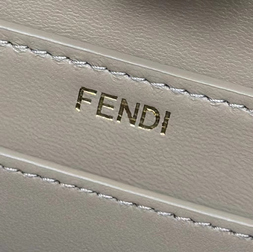 Fendi Peekaboo ISeeU Small 27 cm
