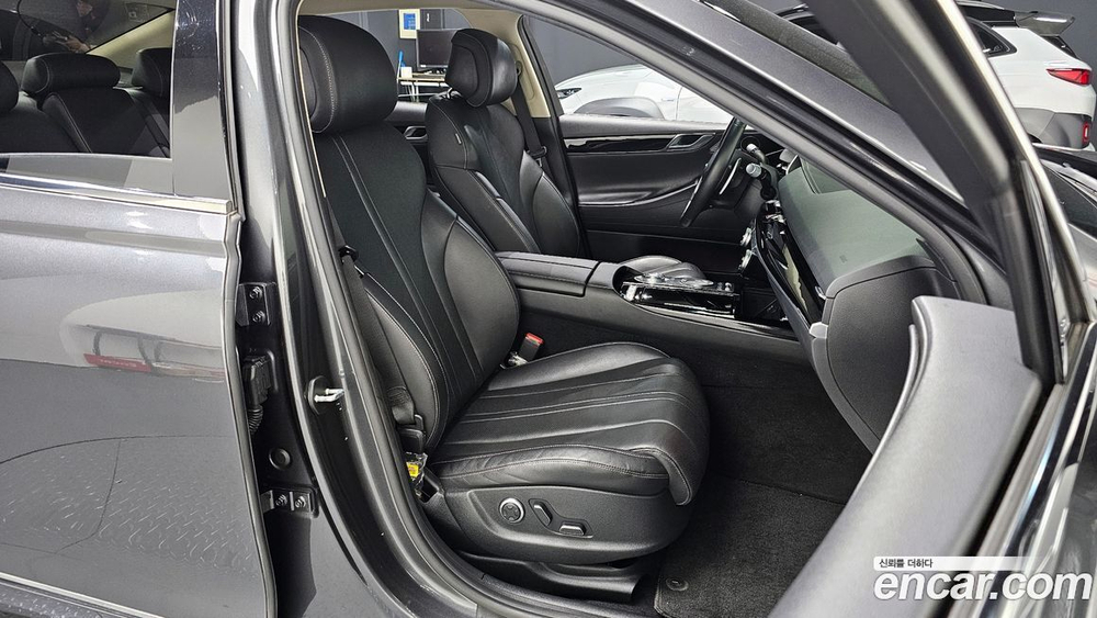 Genesis G80 (RG3) Бензин 2.5 Turbo AWD (06.2020)