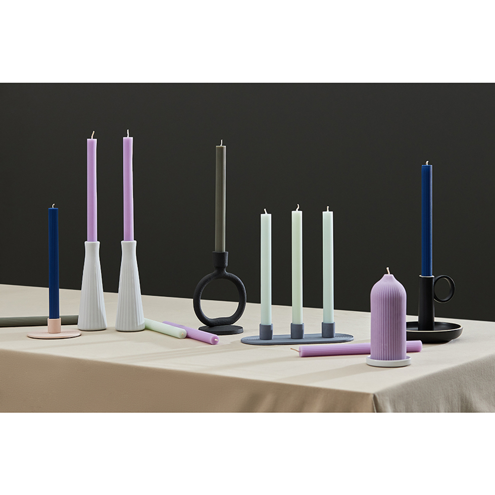 Свеча декоративная цвета лаванды из коллекции edge, 16,5см