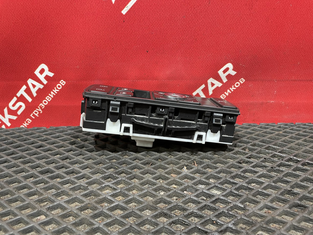 Блок управления стеклоподъемниками 2021г