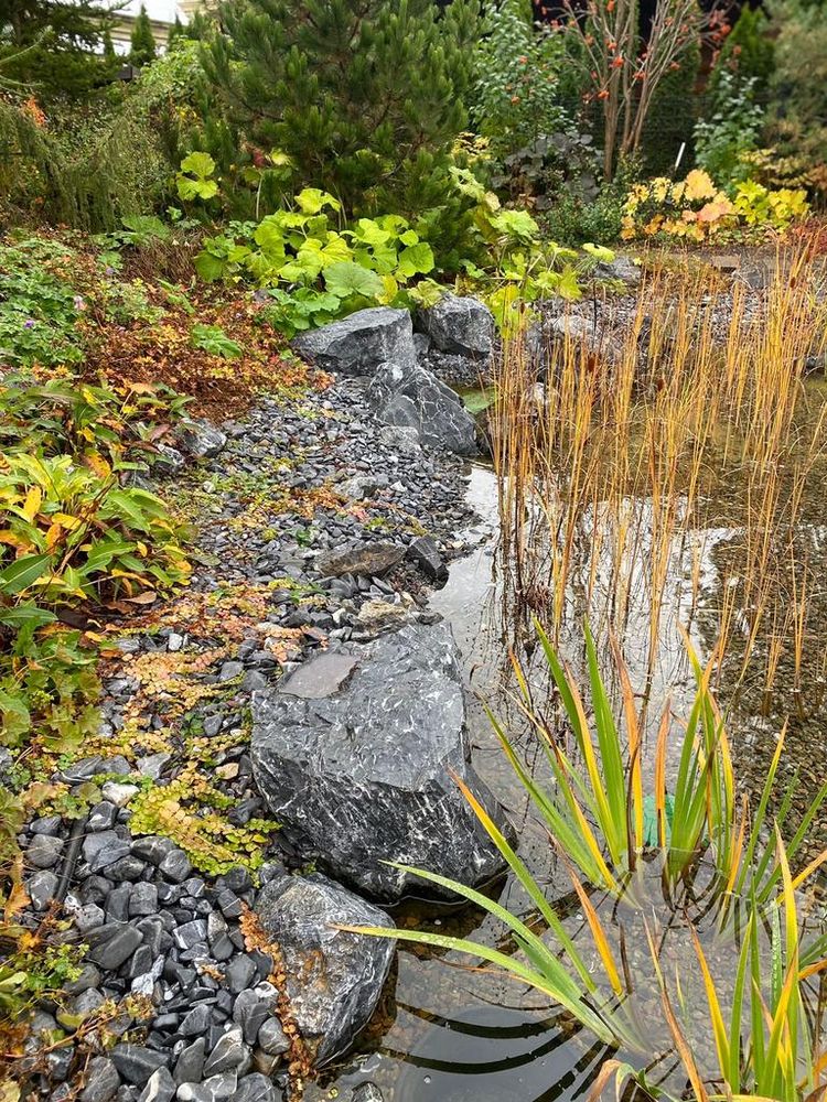 Black Marble Cobblestone /tn
