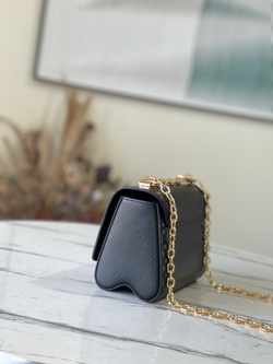Louis Vuitton Twist MM