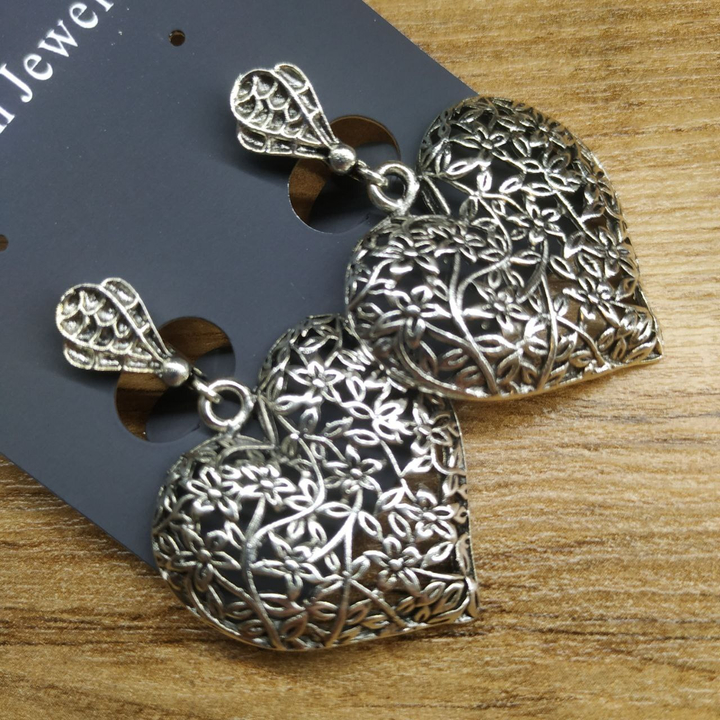 Серьги на англ.заст Bohemia Сердце в цветах металл античный серебристый 4,5х3 см