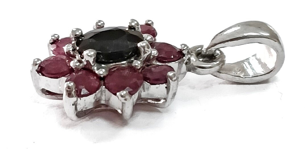 Ювелирная подвеска из серебра,вставка рубин,сапфир