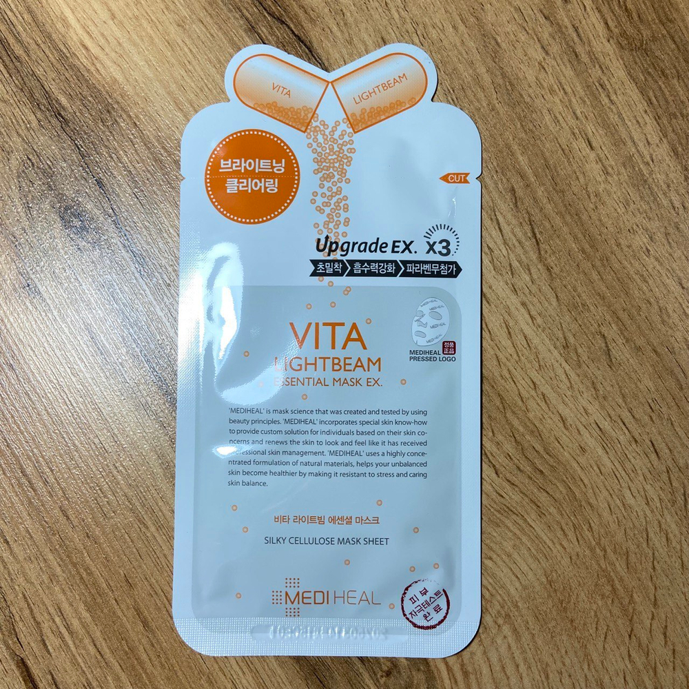 Маска для лица Mediheal Vita Lightbeam Essential Mask Ex тканевая осветляющая с витамином С 24 мл