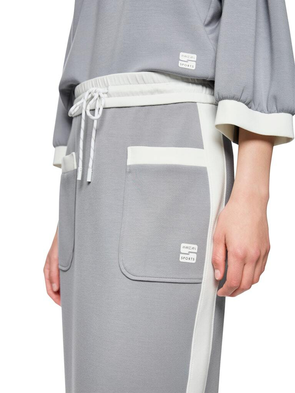 AS 71.01 J06   юбка