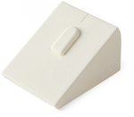 Вкладыш 08 стойка под кольцо (1 язычок), прорезь для нитки