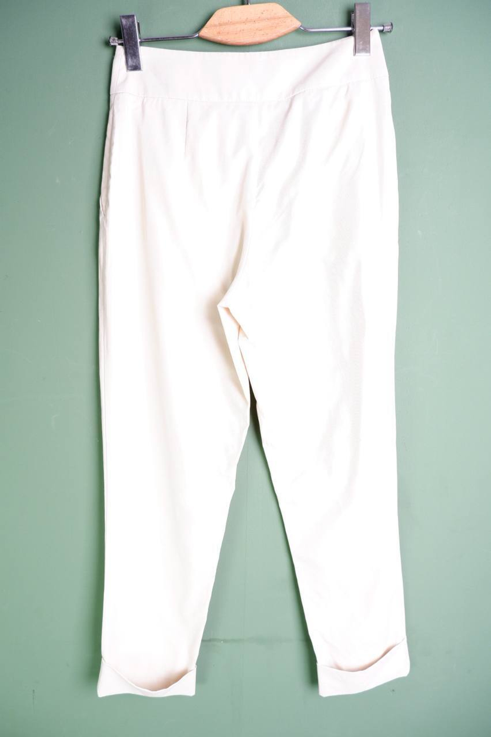 Брюки Lakbi светлые, визуально на 42 размер