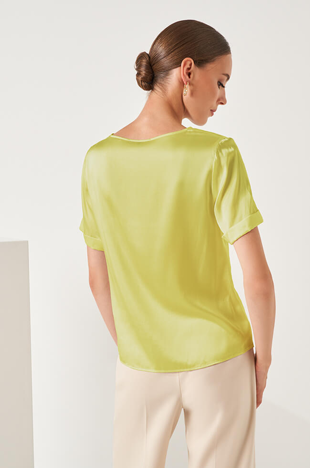 22876 Блузка женская (салатовый)