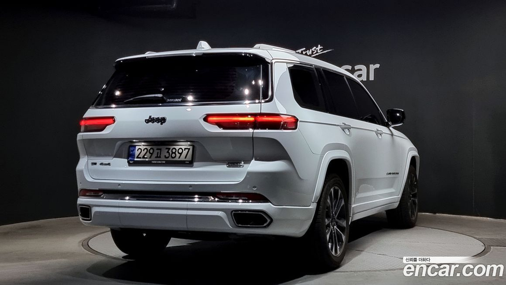 Jeep Grand Cherokee (WL) L 3.6 Overland (10.2022)