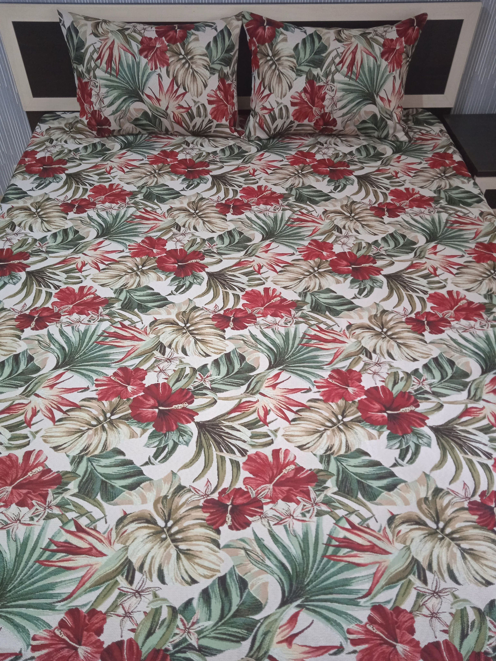 Покрывало гобеленовое Тропики 2-спальный (180х200)