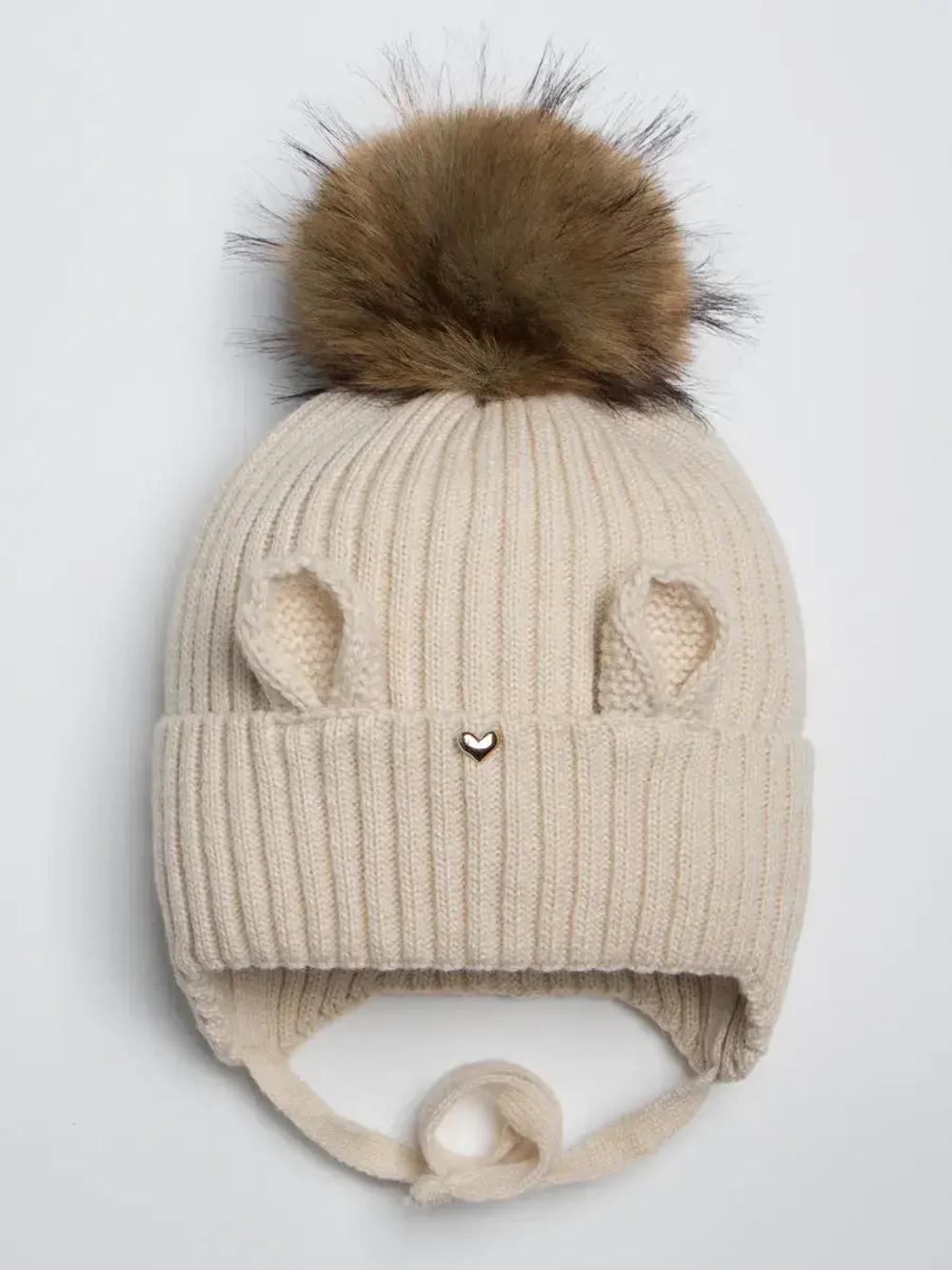 Шапка зимняя с помпоном и ушками для девочки