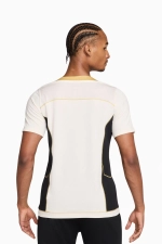 Футболка Nike Strike+ - белый