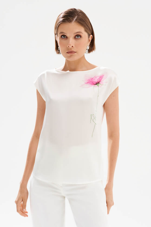 23562 Блузка женская (молочный)