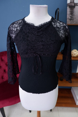 Джемпер  Loana Z. с кружевом 40-42 размер