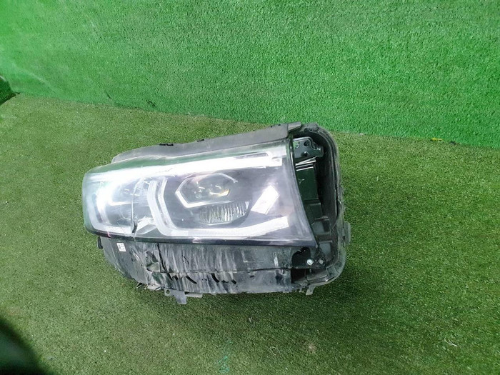 Фара правая BMW 7er G11 G12 (2019-2022) LED