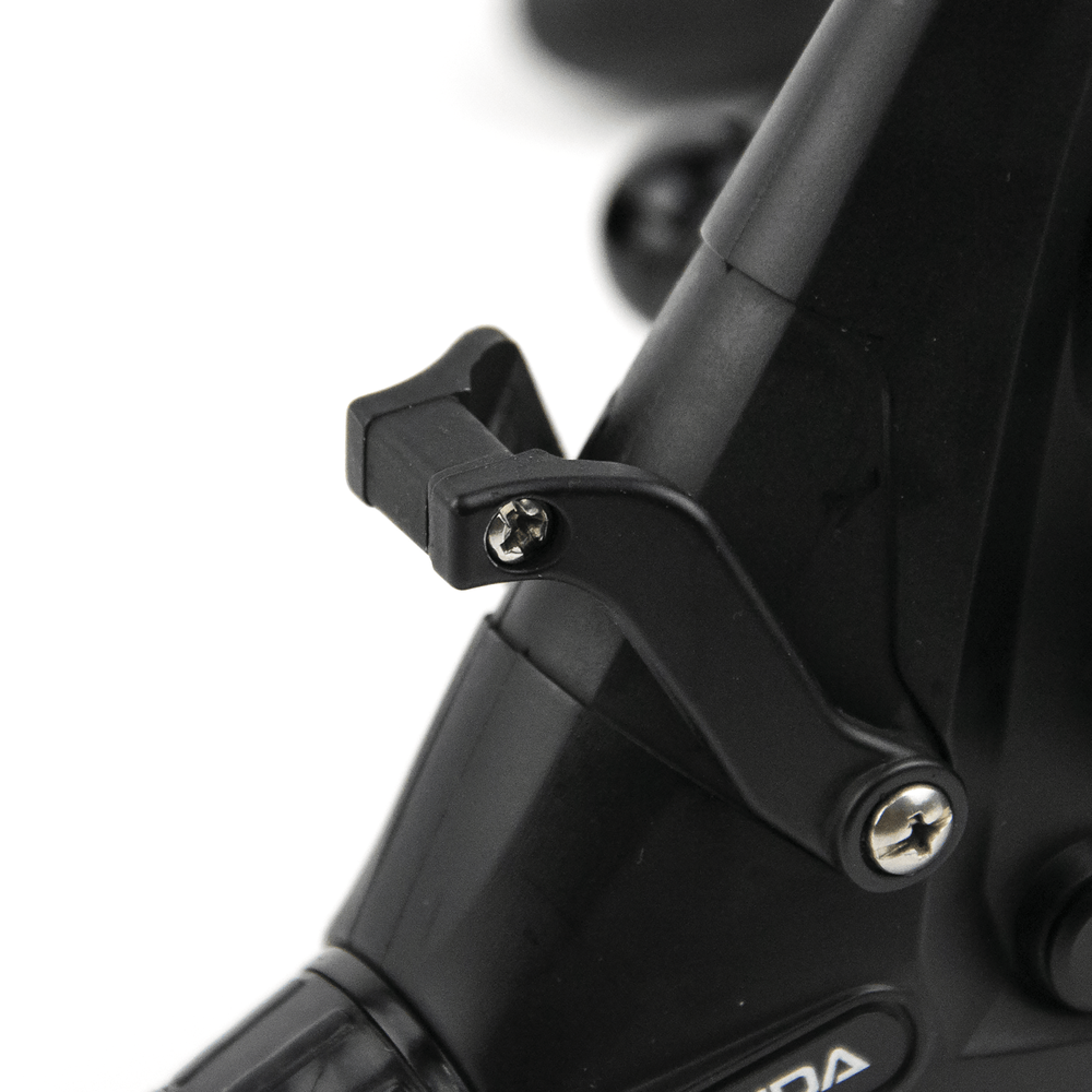 Катушка безынерционная фидерная c байтраннером Kaida Vega (5000, 6+1BB, мет. шпуля)