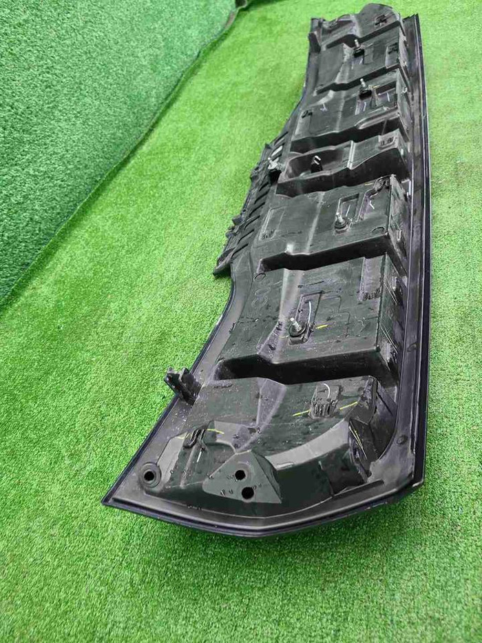 Накладка крышки багажника BMW X6 G06 (2019-н.в.)