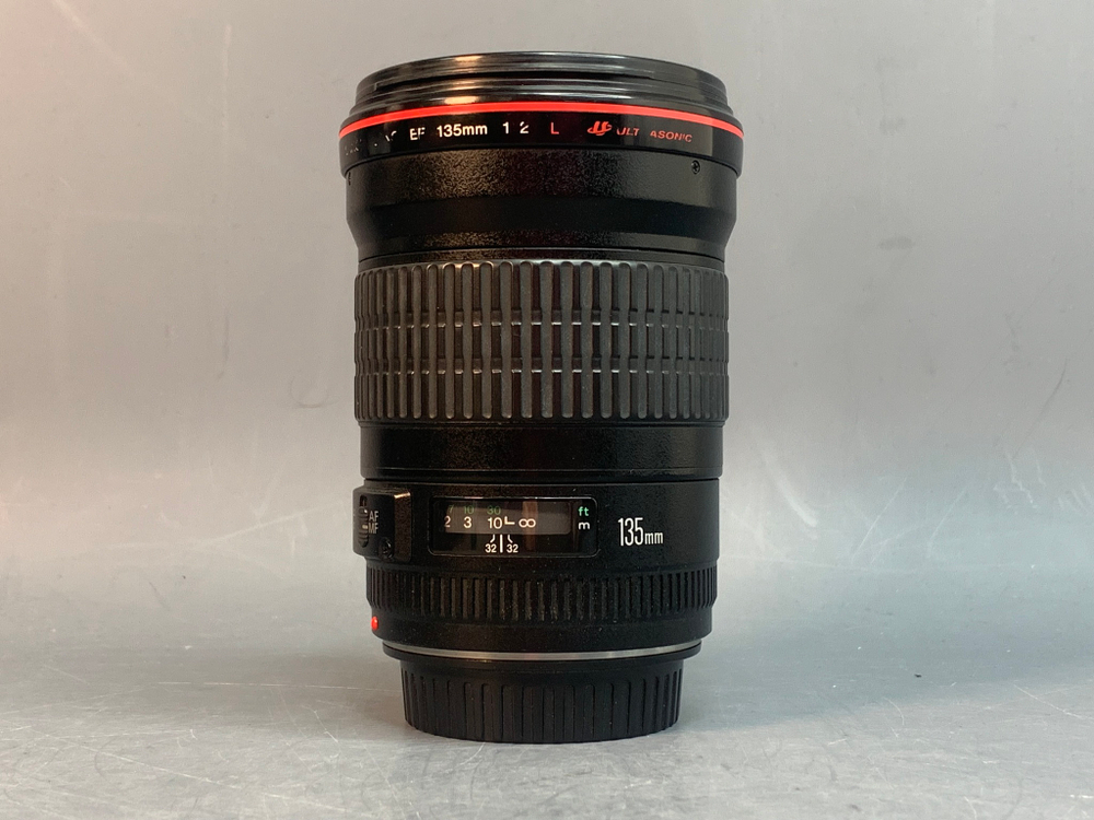 Canon EF 135mm f/2L USM