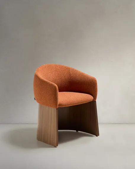 Стул Bosca из терракотового шенилла с ножками из шпона ореха