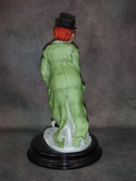 Статуэтка. Фарфор. Клоун на самокате. Capodimonte. Италия
