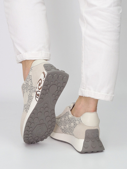 Кроссовки женские демисезонные