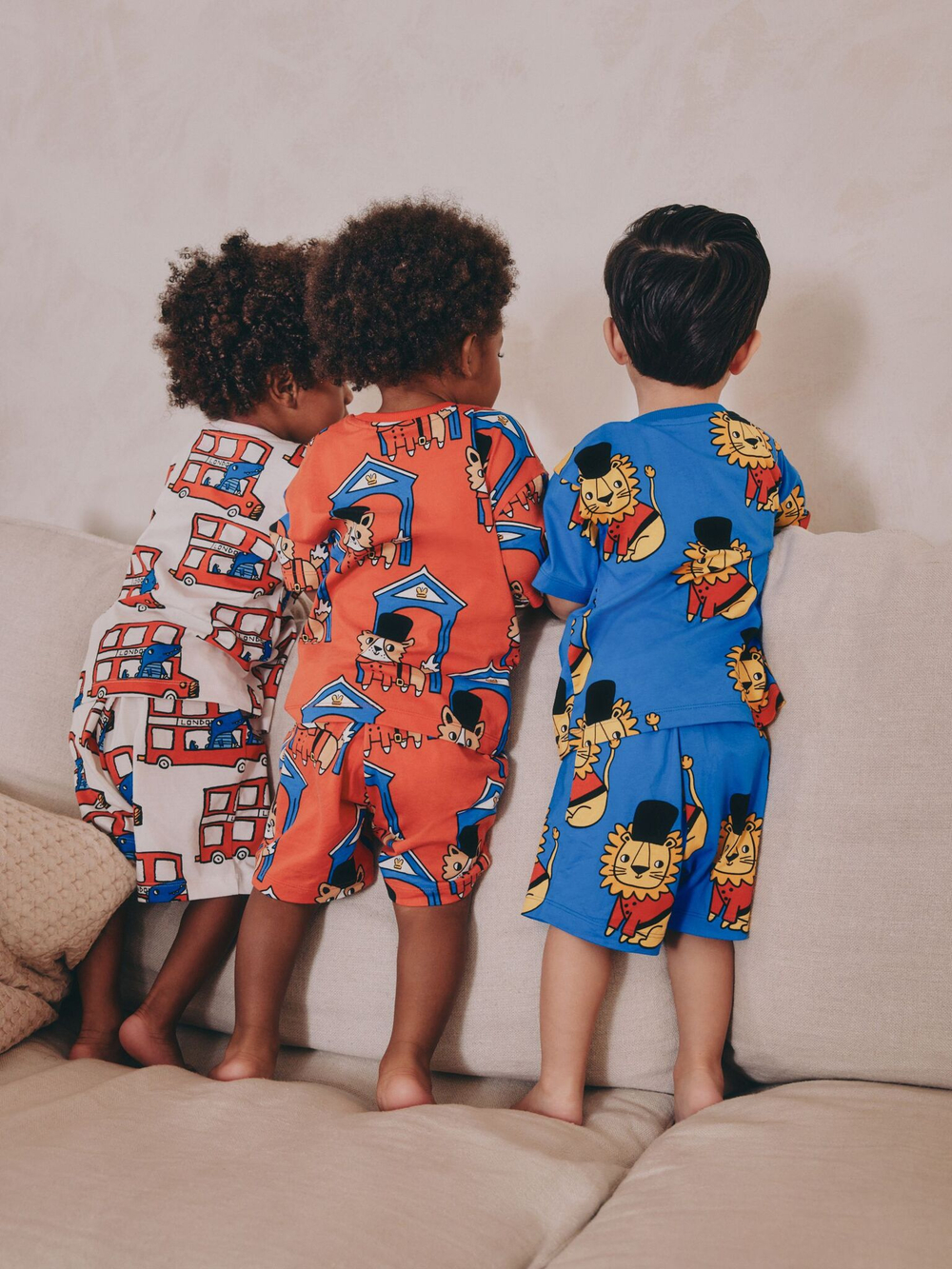 Пижама для мальчика Next AJ4-852, 3 шт., Синий, Бежевый, Красный