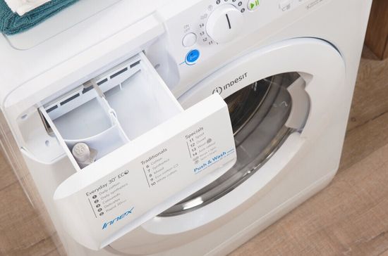 Стиральная машина Indesit BWSA 61053 WSG